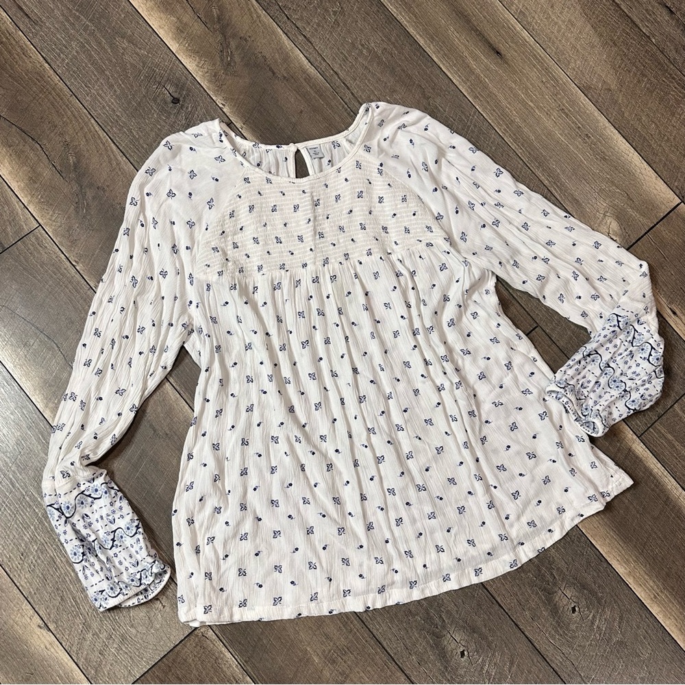 Old Navy Long Sleeve Smocked Front Top
